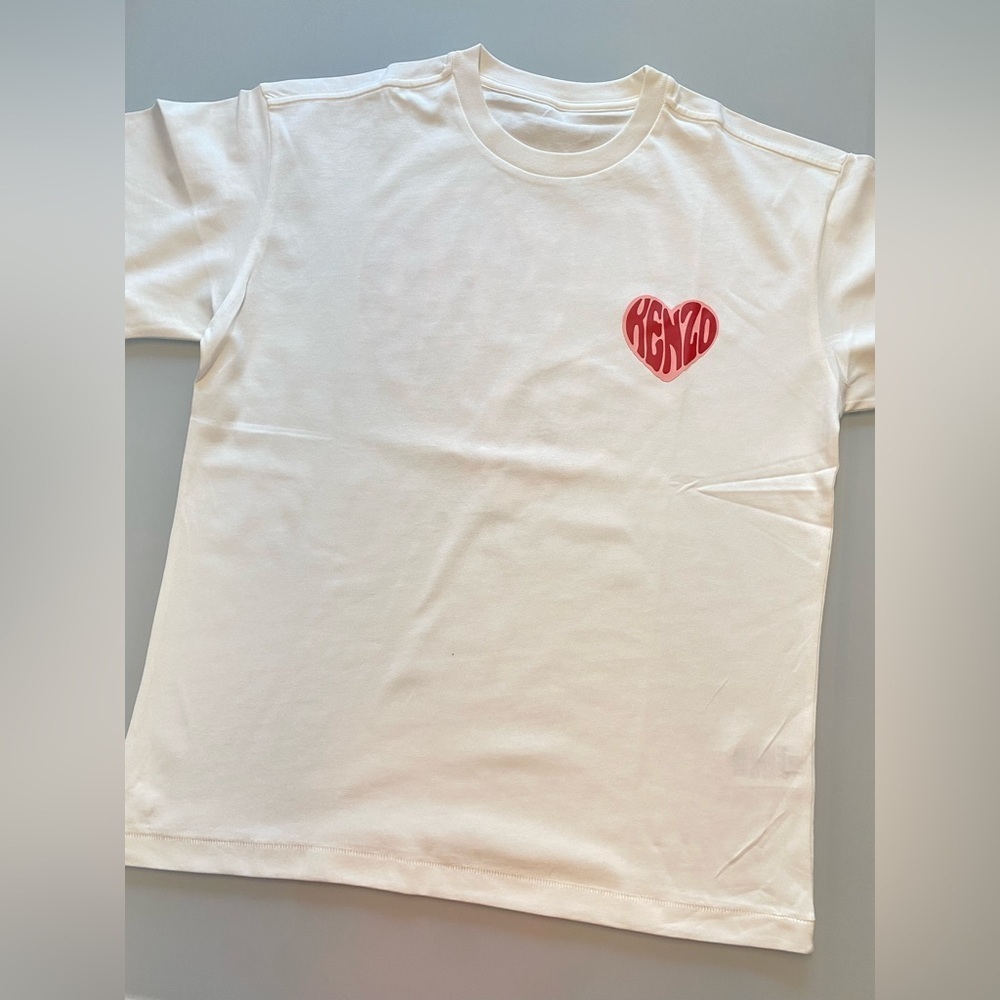 Kenzo White Tee with Red Heart Design size S-M - Picture 2 of 7